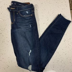 Hollister Low-rise super skinny jeans.